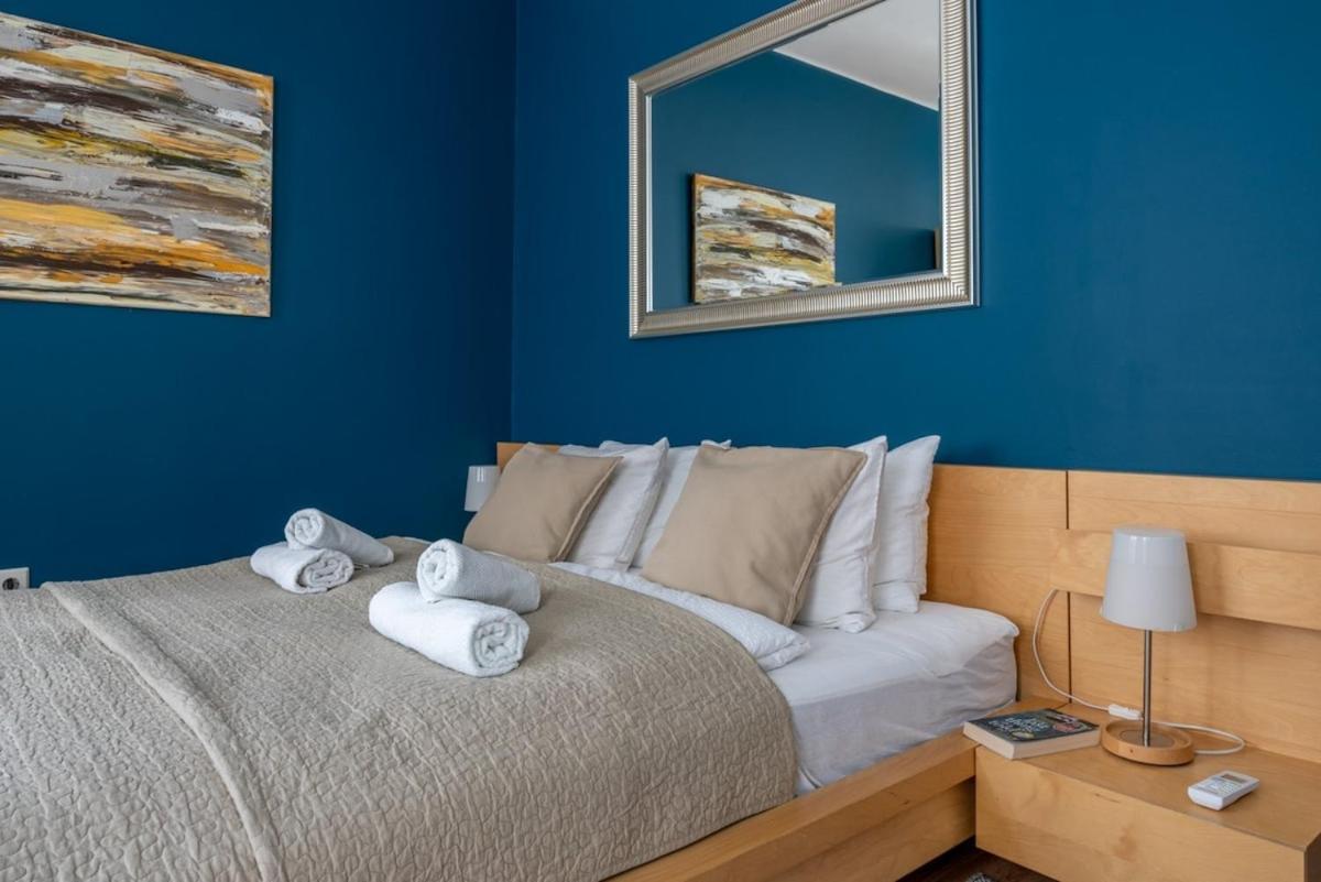 Lovely In The Heart Of Downtown Apartment Budapest