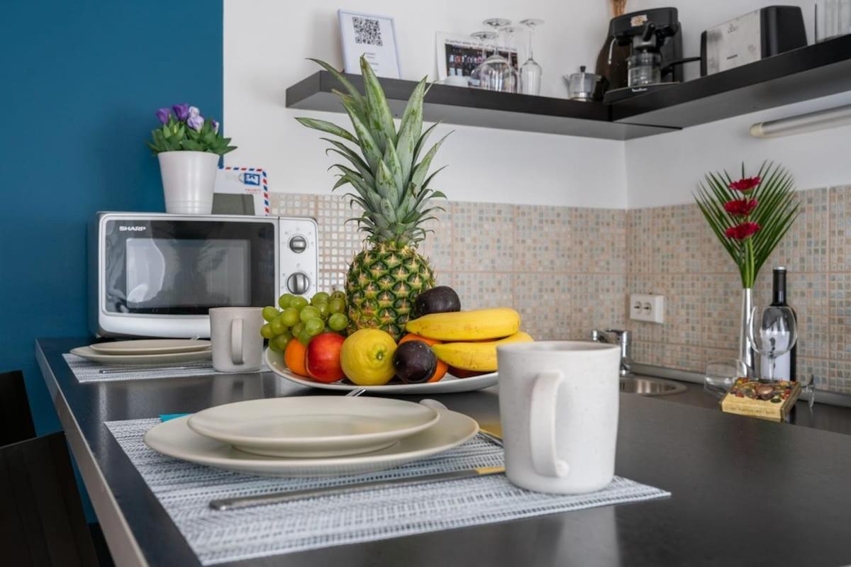 Lovely In The Heart Of Downtown Apartment *